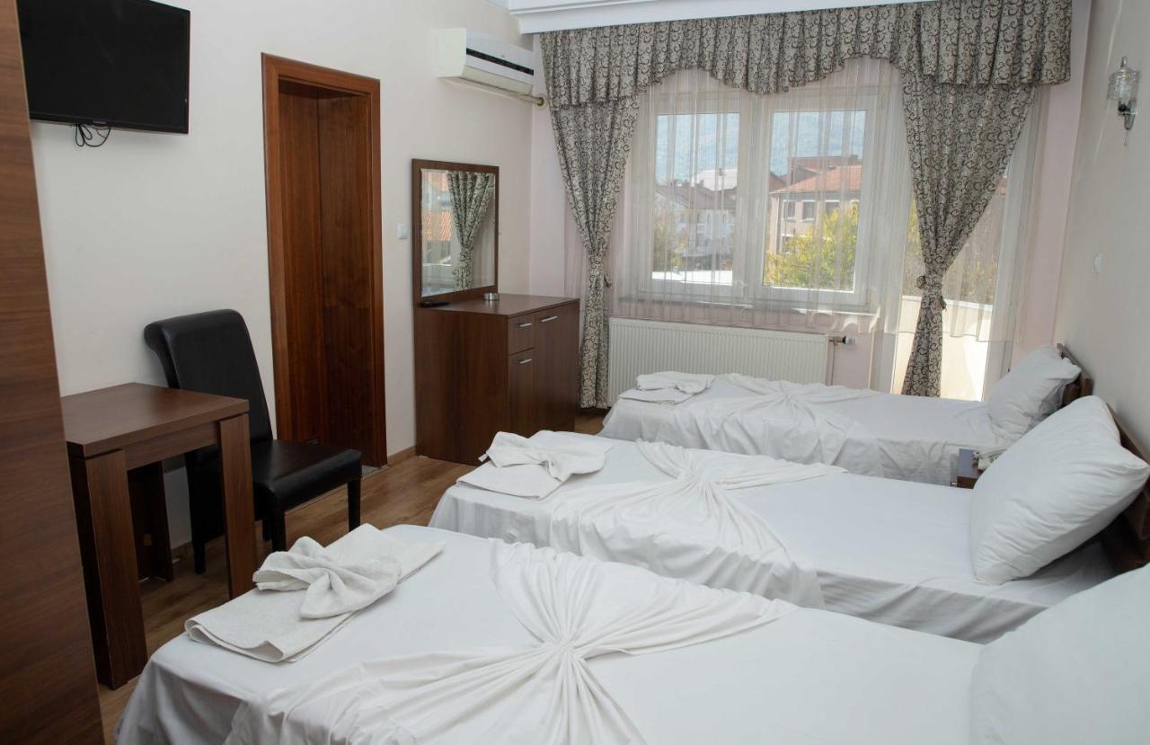 Hotel Leo Peć Exterior foto